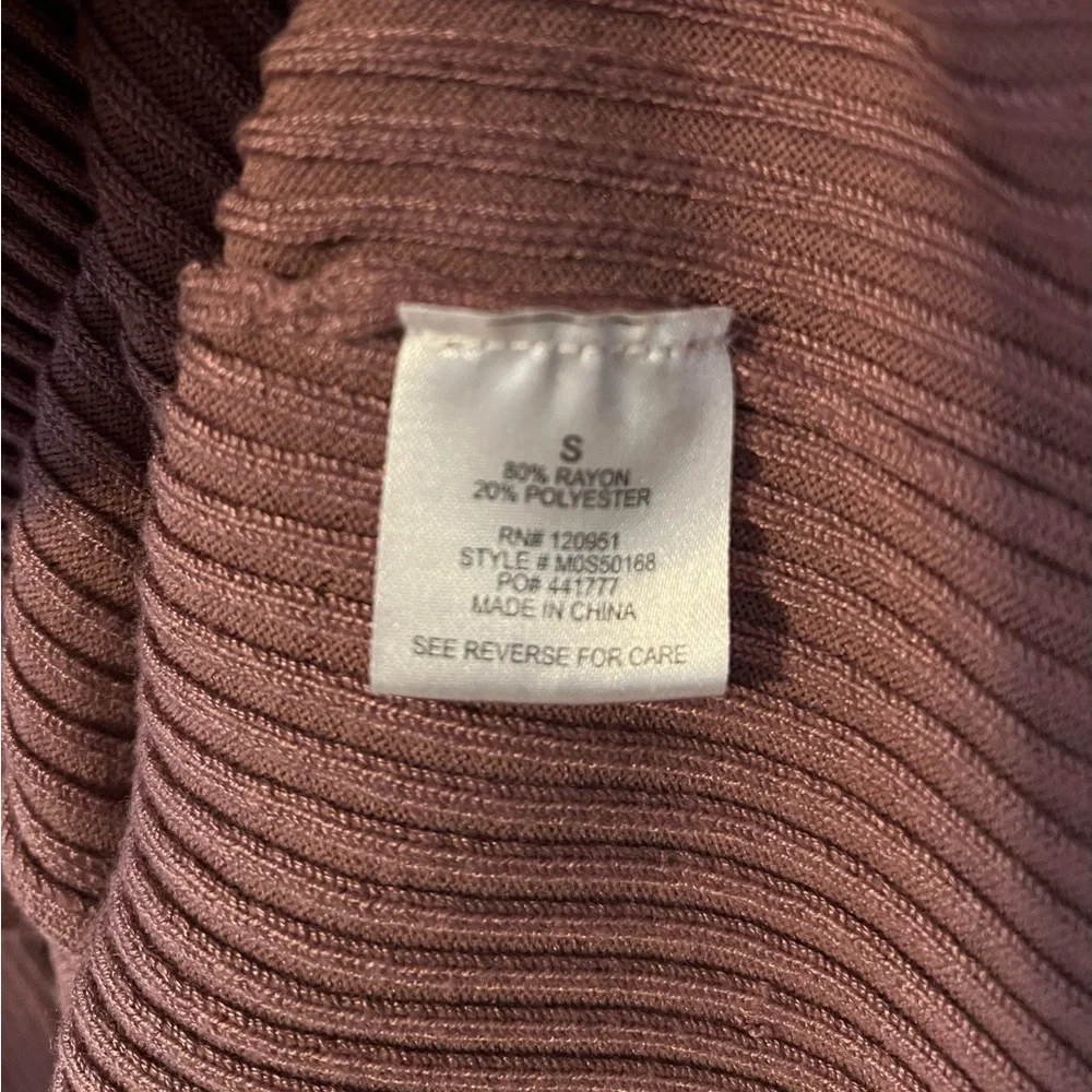 Mauve Ribbed Midi Button Down Fitting Long Sleeve Dress Small - Picture 4 of 4